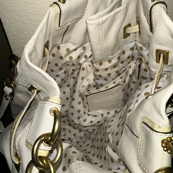 LS- Coach Peyton Drawstring Shoulder Tote Bone 14508 - Picture 2 of 6